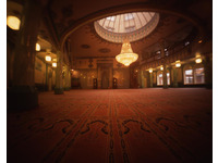 [http://ualresearchonline.arts.ac.uk/2966/1.hasmediumThumbnailVersion/4._church_mosque.jpg]
